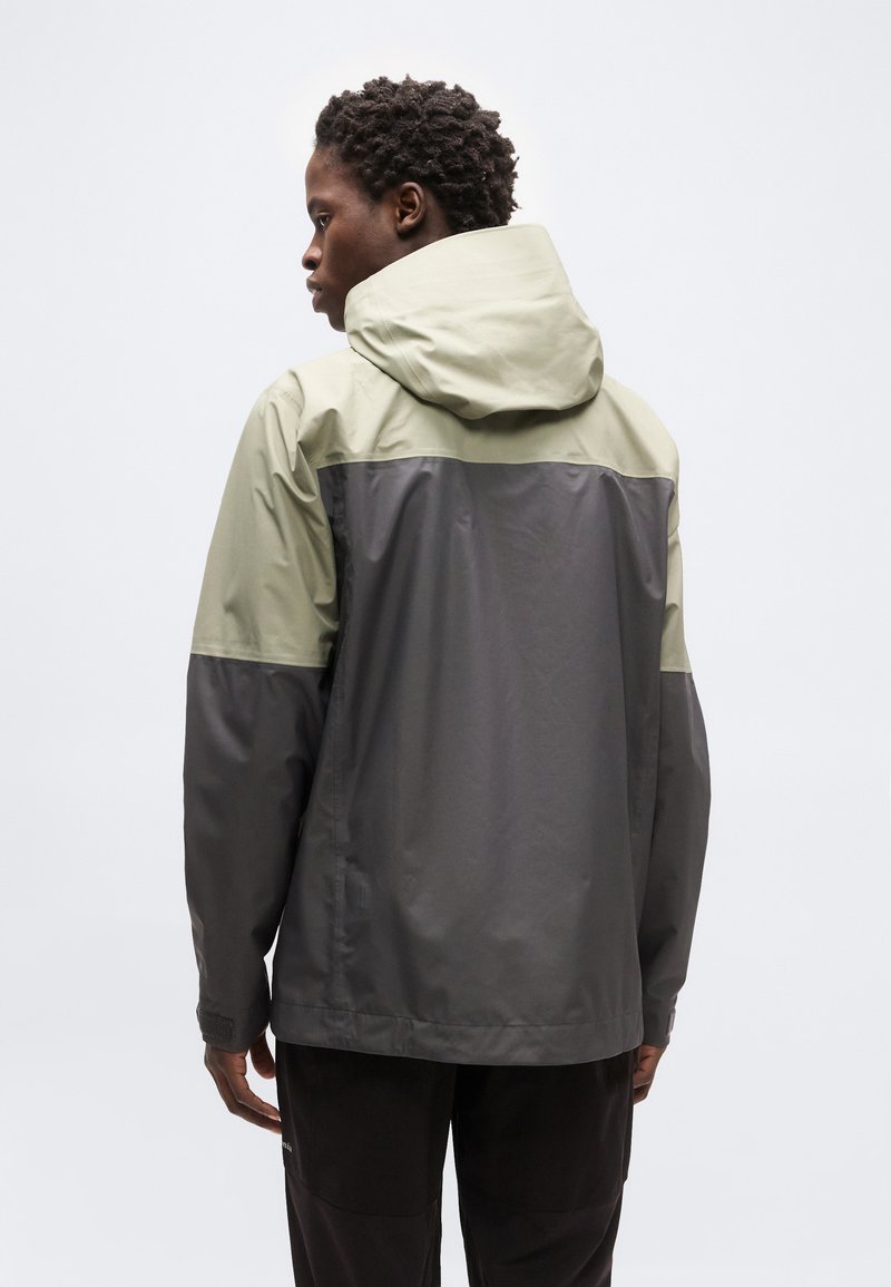 Patagonia BOULDER FORK RAIN - Hardshellová bunda - forge grey/river rock green
