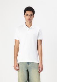 Abercrombie & Fitch 5-Pack Textured Icon Don't Sweat It Polos - Poloskjorter - white/rock ridge/sedona sage/heather grey/black