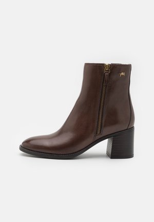 LEATHER - Classic ankle boots - dark brown