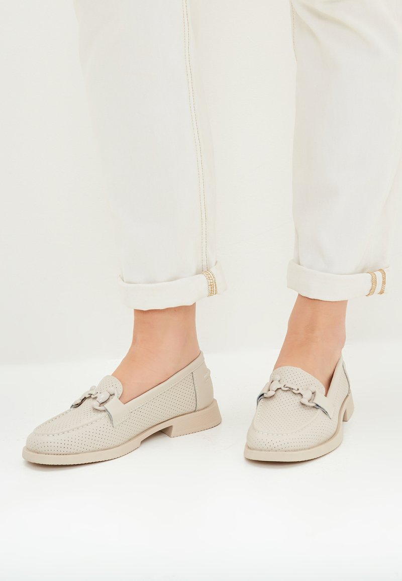 Cesare Gaspari - Loafers - beige, Forstør