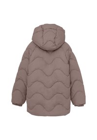 Chaqueta marrón acolchada con un diseño de acolchado ondulado, capucha y puños elásticos. Tejido suave con un acabado texturizado. Vista trasera.