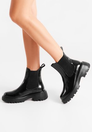 Stivaletti - black