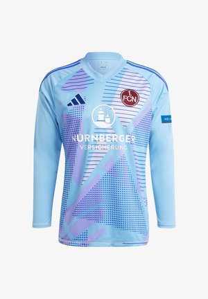 Hellblaues Fußballtrikot mit langen Ärmeln, abstrakten lila Mustern, 1. FCN-Logo, Adidas-Logo, Nürnberger Versicherung Sponsor und HELMA-Patch.