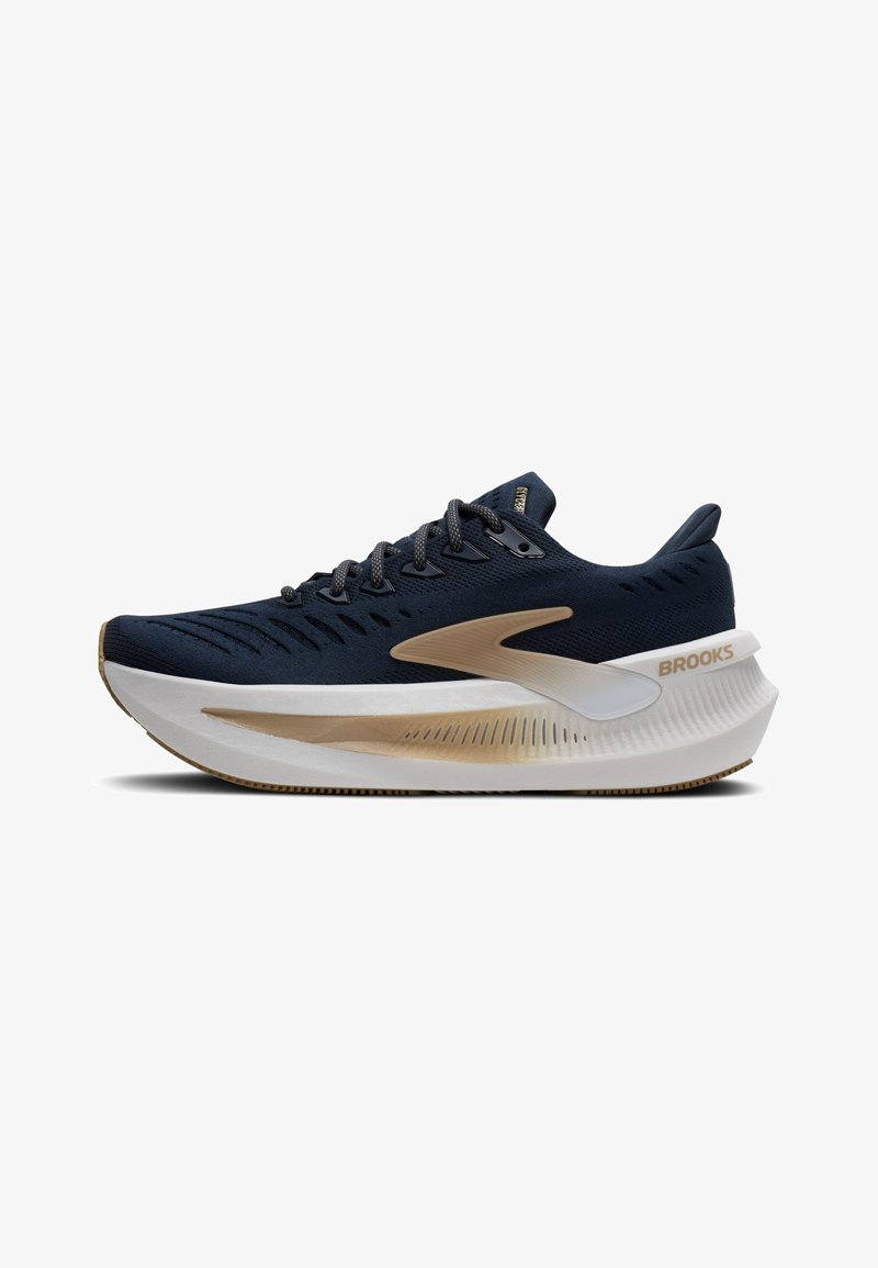 Men's running shoes with a navy upper, white midsole, and gold accents. Features a textured surface and a streamlined design for support.