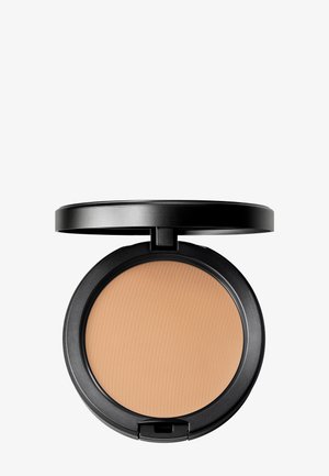 MAC STUDIO FIX POWDER PLUS FOUNDATION - Fond de teint - nc30