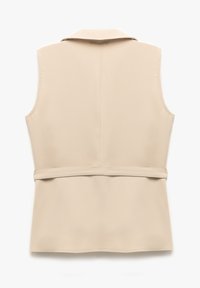 Beige ärmellose Weste mit Kragen, tailliertem Schnitt und Taillengürtel, aus einem glatten Stoff mit einheitlicher Textur.