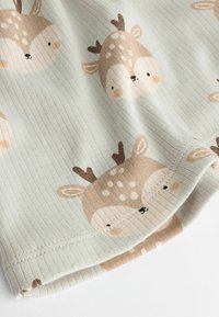 Next REGULAR FIT SET - Jerseykjole - mint green deer print