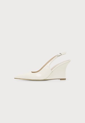 Stuart Weitzman, VINNIE SLING WEDGE - High Heel Pumps - linen