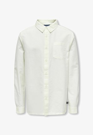 Langärmliges, cremefarbenes Hemd mit Knopfleiste, Brusttasche und Button-Down-Kragen, vor weißem Hintergrund präsentiert.