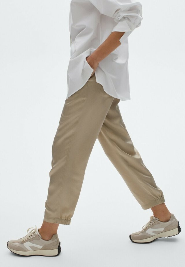 MIT BUNDFALTEN - Broek - beige