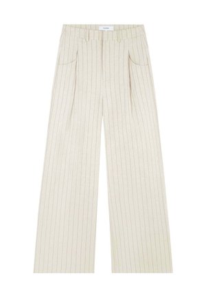 Pantaloni beige a gamba larga con righe verticali, dotati di tasche frontali, pieghe e un cinturino cucito per maggiore struttura.