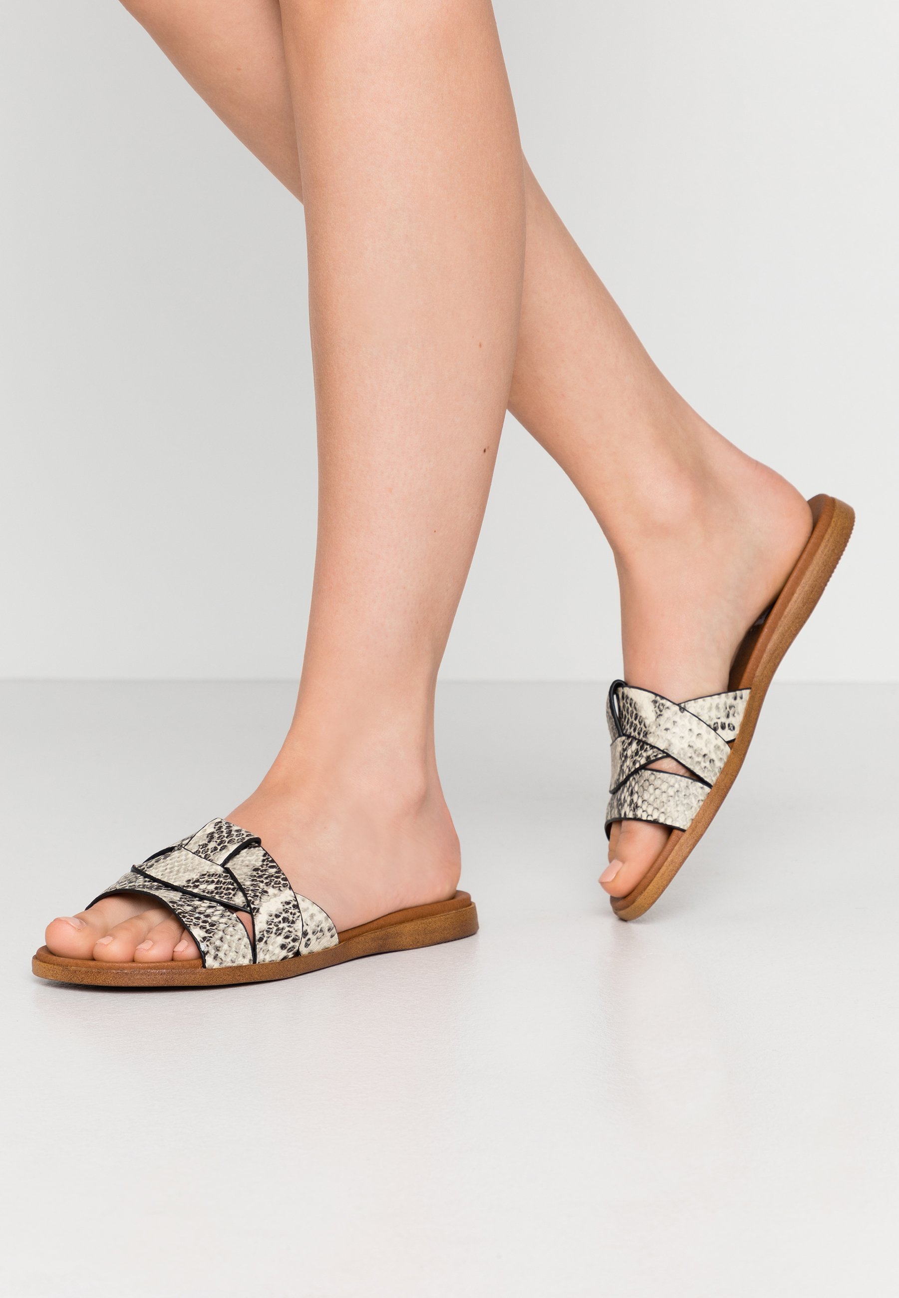 VIVIEN Slip ins natural VIVIEN Slip ins natural