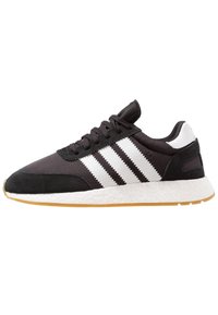 Ej vald, core black/footwear white