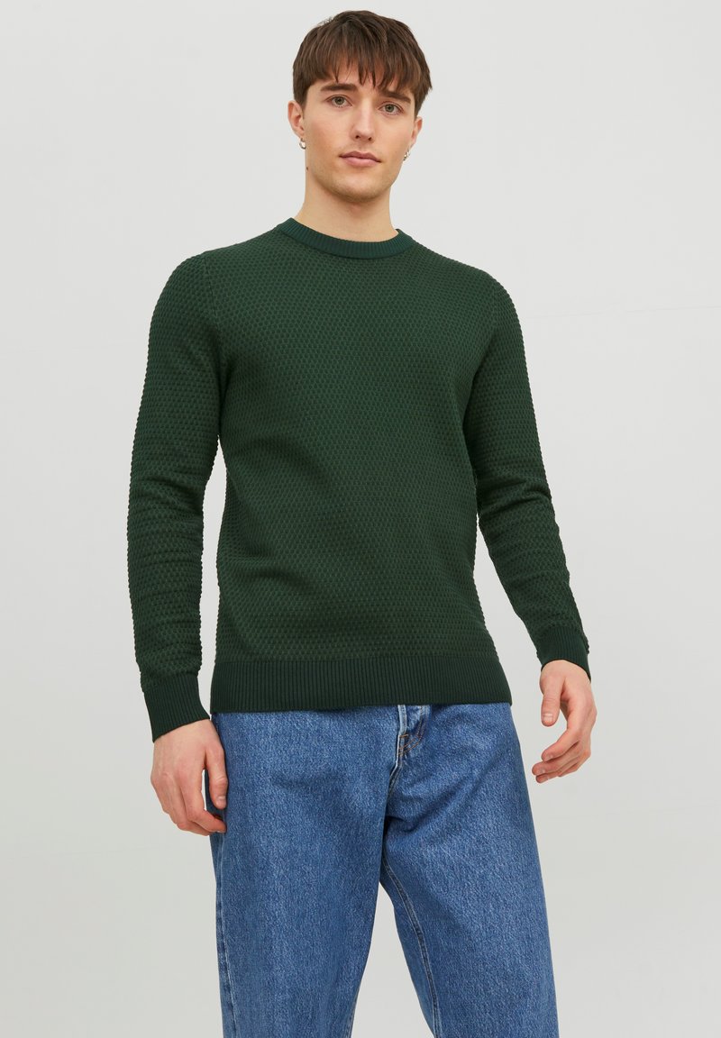 Jack & Jones - JJEATLAS CREW NECK NOOS - Neule - mountain view, Suurenna