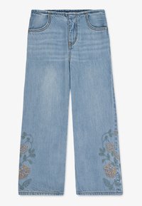 Světle modré džíny s rovnými nohavicemi, které mají barevné květinové výšivky na dolních stranách a standardní pětikapsový design.