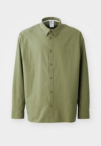 CLUB - Chemise - medium olive/white