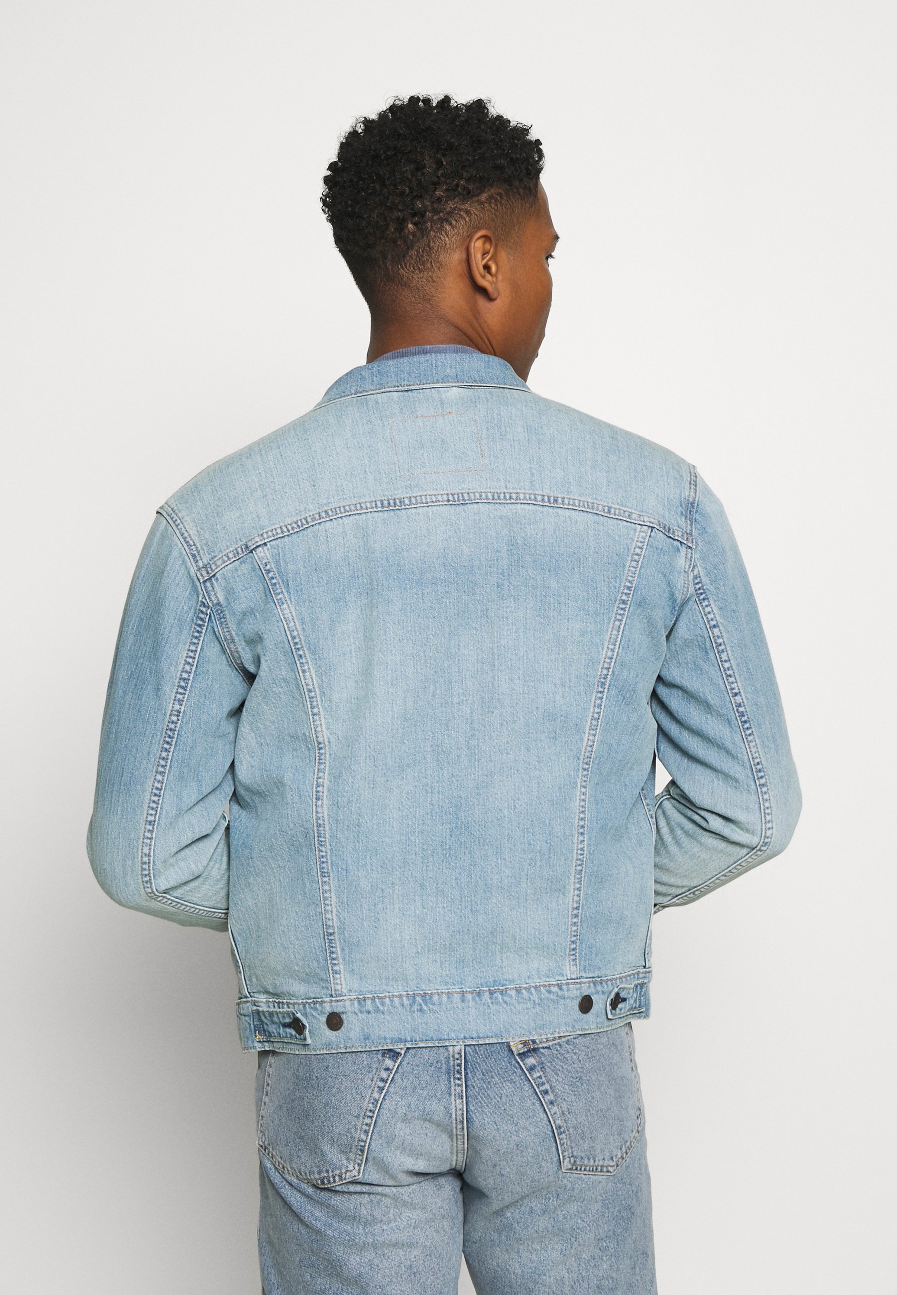 Levi's® THE TRUCKER JACKET UNISEX 