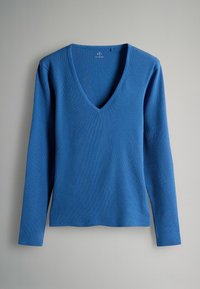 Blauer Pullover mit V-Ausschnitt und langen Ärmeln aus geripptem Stoff; verfügt über eine strukturierte Oberfläche und eine taillierte Silhouette.
