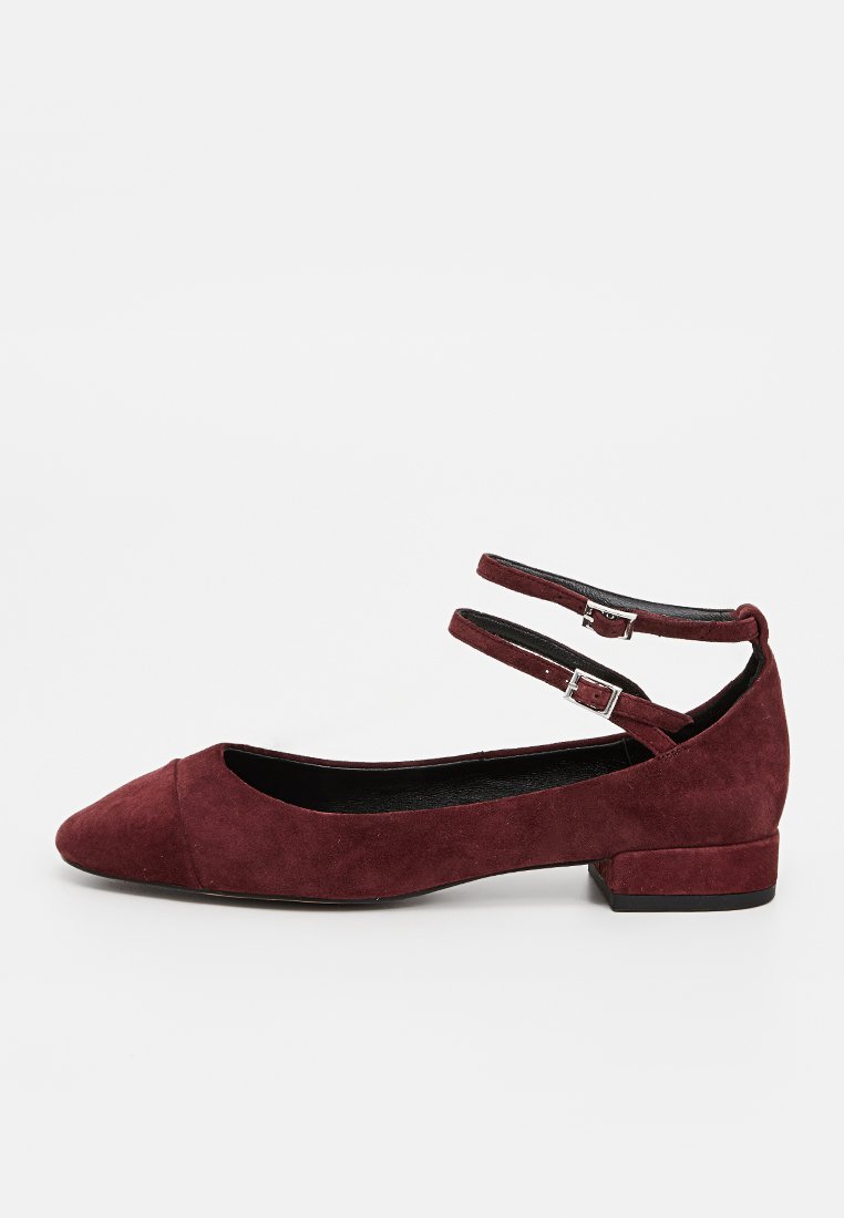 Bailarinas con hebilla