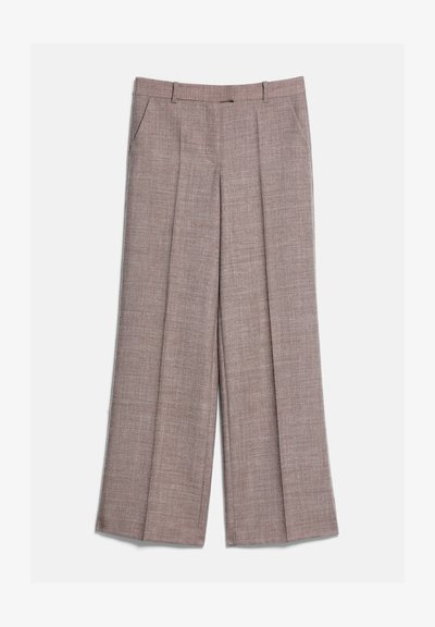 Pantalon à jambes larges en tissu texturé marron clair avec plis sur le devant et poches latérales, présenté à plat sur fond blanc.