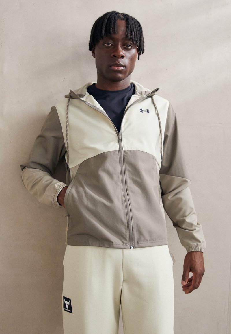 Under Armour - LEGACY  - Windbreaker - taupe dusk/silt/black, Enlarge