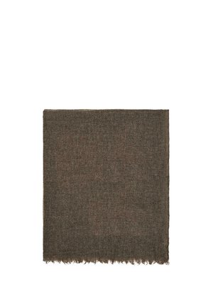 Un carré de tissu tissé marron avec des bords frangés, posé à plat sur un fond blanc.