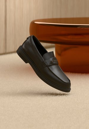 KORI LOAFER - Polobotky - black