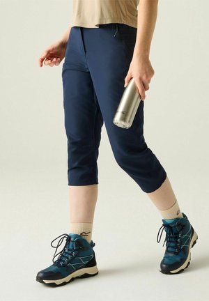 Regatta REGATTA CHASKA III CAPRI TROUSERS CAPRI - Outdoorshorts - navy