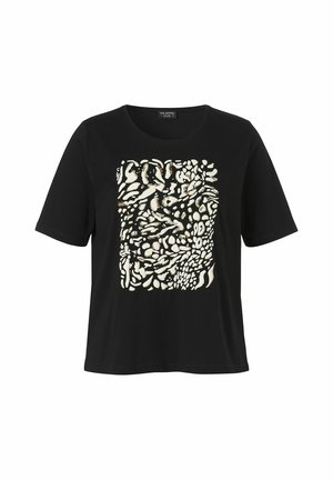 Schwarzes T-Shirt mit kurzen Ärmeln, Rundhalsausschnitt und einem weißen abstrakten quadratischen Muster auf der Vorderseite in der Mitte.