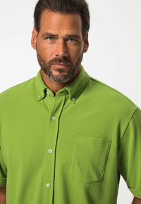 JP1880 SHORT SLEEVE, BUTTON-DOWN COLLAR - Overhemd - pea green