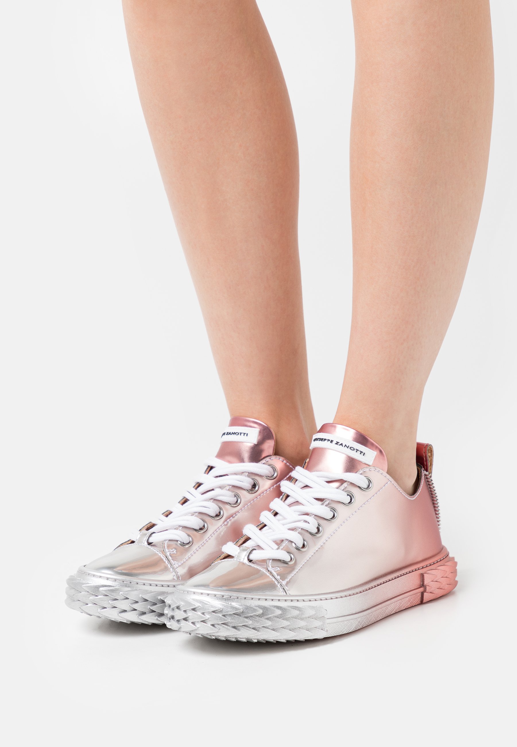 giuseppe zanotti blabber