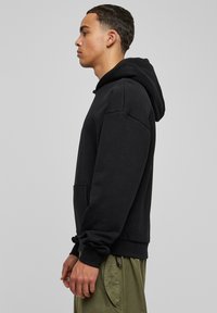 HeavyBlendTM Felpa Con Cappuccio Uomo Nero XXL - Tessuto Morbido Antipilling Con Tasca A Marsupio