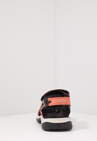 ECCO OFFROAD - Vaellussandaalit - apricot/dark clay