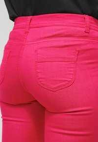 United Colors of Benetton Jeans Skinny Fit - neon pink