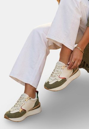 FALBALA, BASKETS AUGUSTINA - Baskets basses - kaki
