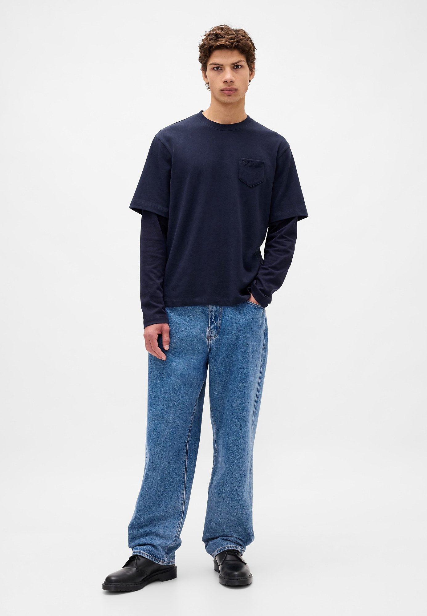 GAP GAP SANDY LIANG ADULT HEAVYWEIGHT ORGANIC COTTON LAYERED T