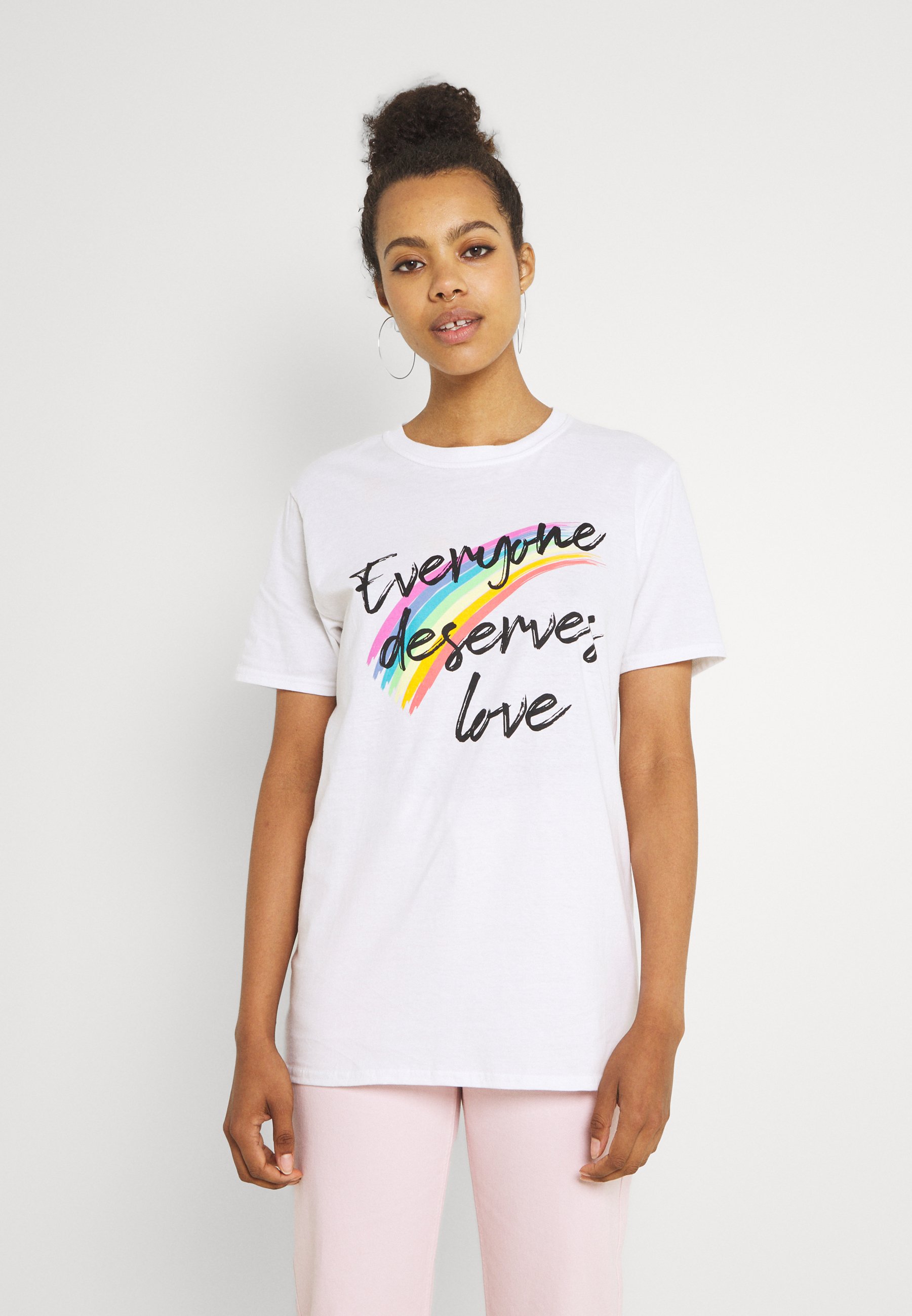 Missguided EVERYONE DESERVES LOVE 