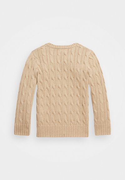 Maglione beige a trecce con maniche lunghe, polsini e orlo a coste, mostrato dal retro su uno sfondo bianco.