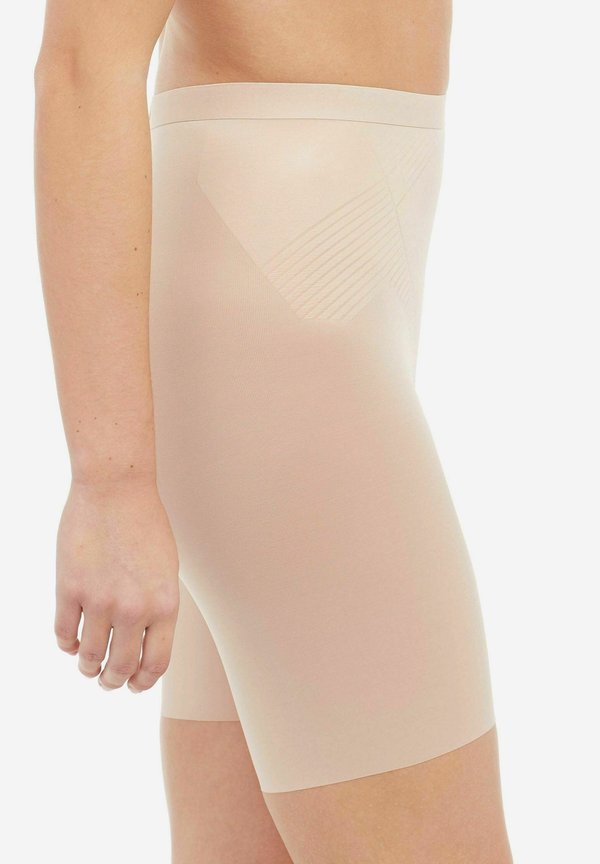 THINSTINCTS® 2.0 MID-THIGH SHORT - Shapewear - soft nude2