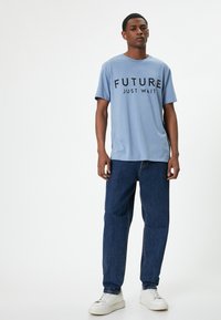 Koton SLOGAN - Camiseta estampada - blue
