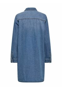 Gaiši zila džinsa jaka ar apkakli, garām piedurknēm un pogām aizpogājamām aprocēm. Ir taisns griezums un aizmugurējais yoke pievienotai formas izcelšanai.