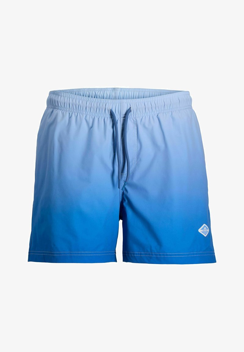 Short de bain dégradé du bleu clair au bleu foncé, avec taille élastique, cordon de serrage et petit logo blanc sur le devant, bas de la jambe droite.