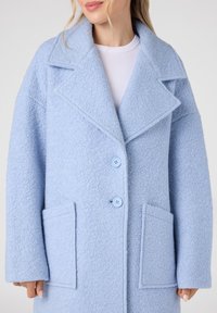 Laurella Klassisk kappa / rock - light blue