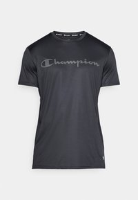 Crna atletska majica kratkih rukava izrađena od glatkog i laganog materijala, s velikim sivim logotipom "Champion" na prsima. Okrugli izrez.