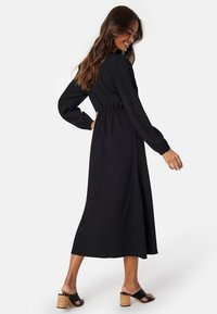 Bubbleroom V-NECK STRUCTURED L/S DRESS - Jurk - black
