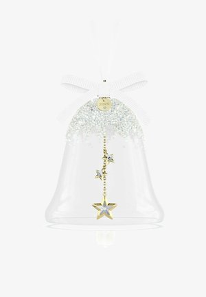 Klarer Glasglockenornament mit silbernem Glitzer oben, einer weißen Schleifenbindung und drei hängenden Sternen in Gold- und Silbertönen, beschriftet mit "2025".