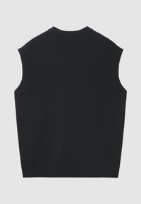 Schwarzes ärmelloses Strickoberteil mit rundem Halsausschnitt und gerippten Kanten. Glatte Textur mit schlichtem Design, ohne sichtbare Muster oder Verzierungen.