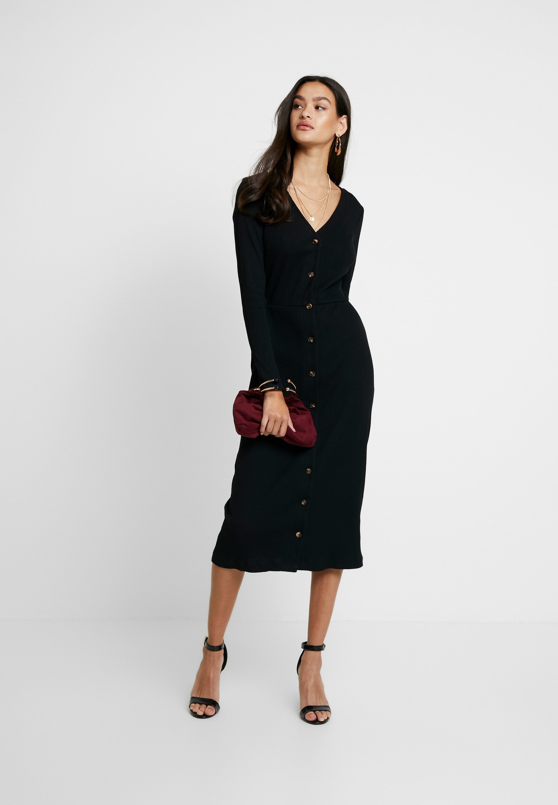 black day dress with sleeves