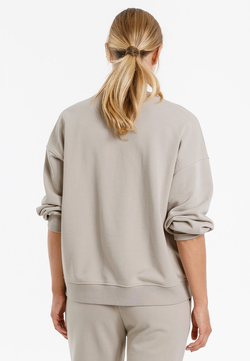 Damen Sweatshirts | Marc Aurel MIT MOTTOSTICKEREI Sweatshirt light oyster varied/grau - YQ51747 Damen Sweatshirts | Marc Aurel MIT MOTTOSTICKEREI Sweatshirt light oyster varied/grau - YQ51747