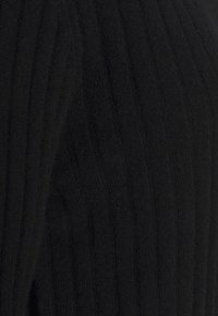 pure cashmere TURTLE NECK DRESS - Obleka/pulover - black